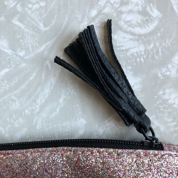 Ipsy May 2019 Pink Multi-Color Glitter Faux Leather Tassel Make-Up Cosmetic Bag - Picture 4 of 5